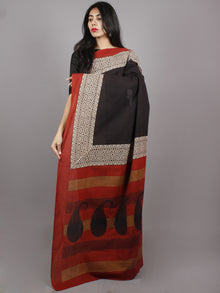 Black Maroon Beige Hand Block Painted & Printed Cotton Mul Saree - S031701357