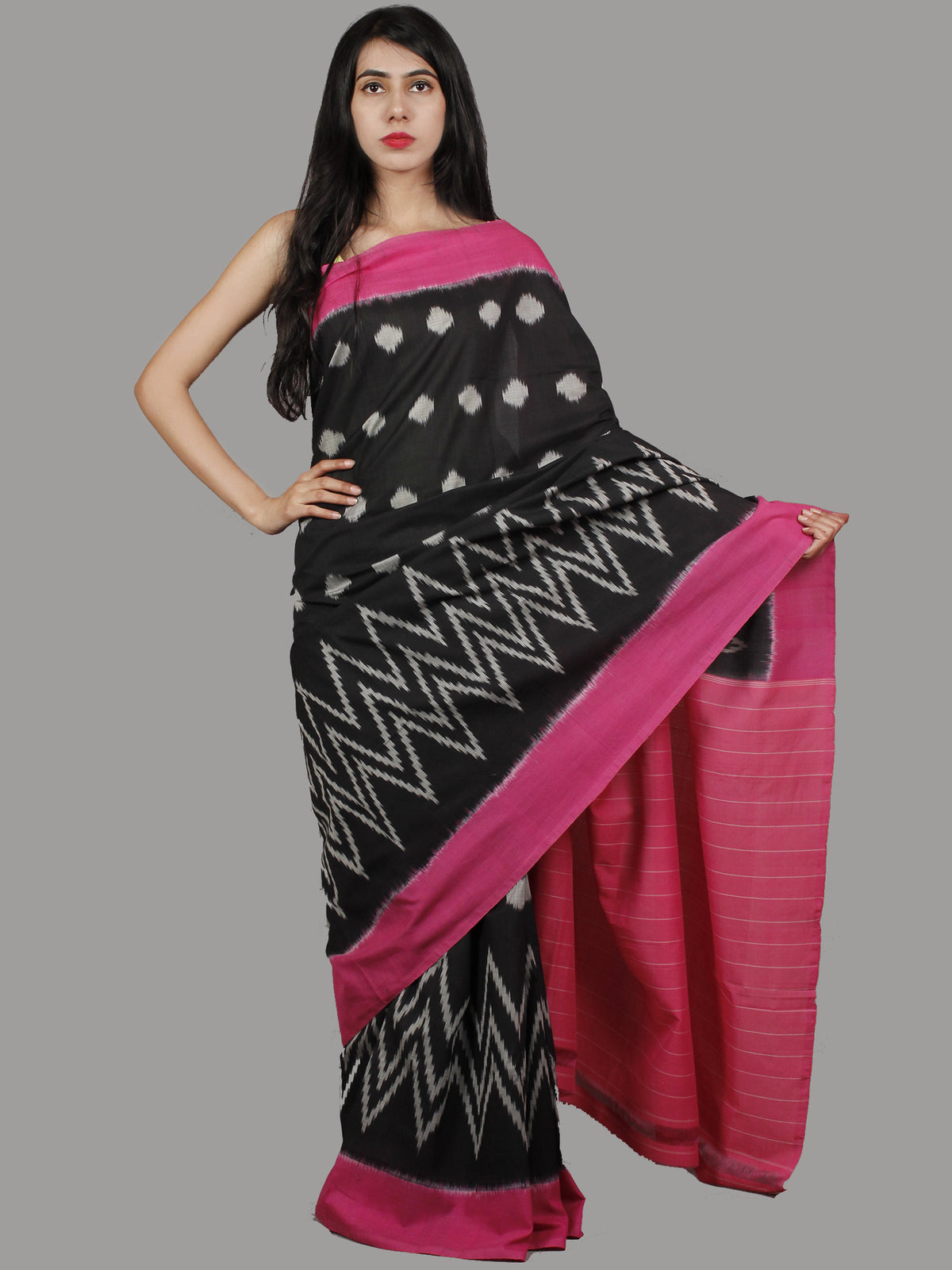 Black Pink Grey Ivory Handwoven Pochampally Mercerized Cotton Saree - S031701463