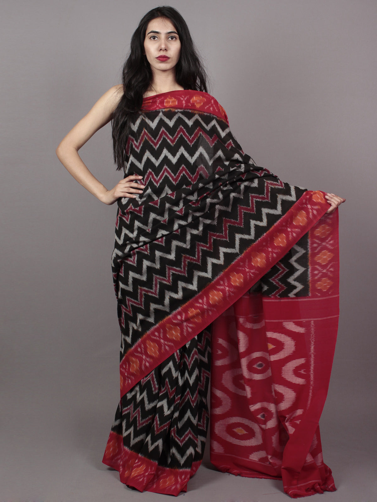 Black Red Grey Maroon Ikat Handwoven Pochampally Mercerized Cotton Saree - S031701518