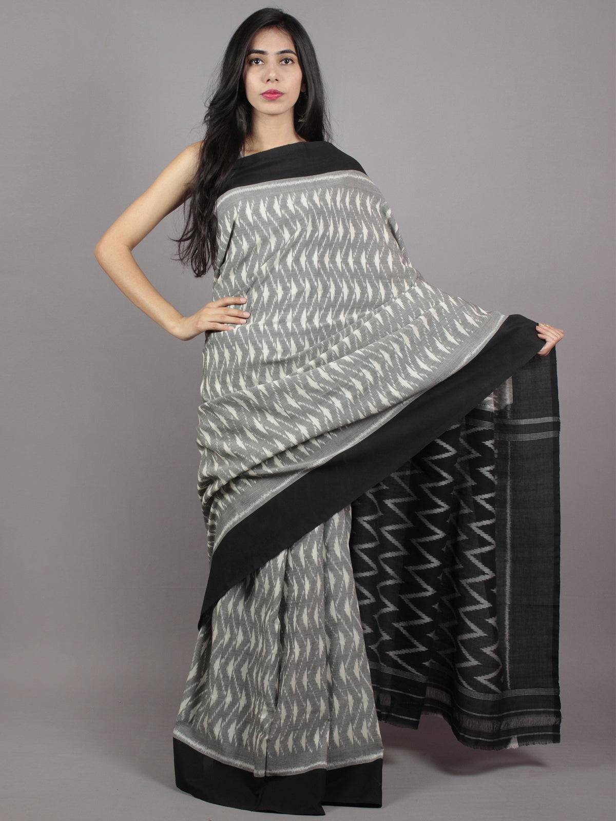 Grey Black Ivory Grey Ikat Handwoven Pochampally Mercerized Cotton Saree - S031701596