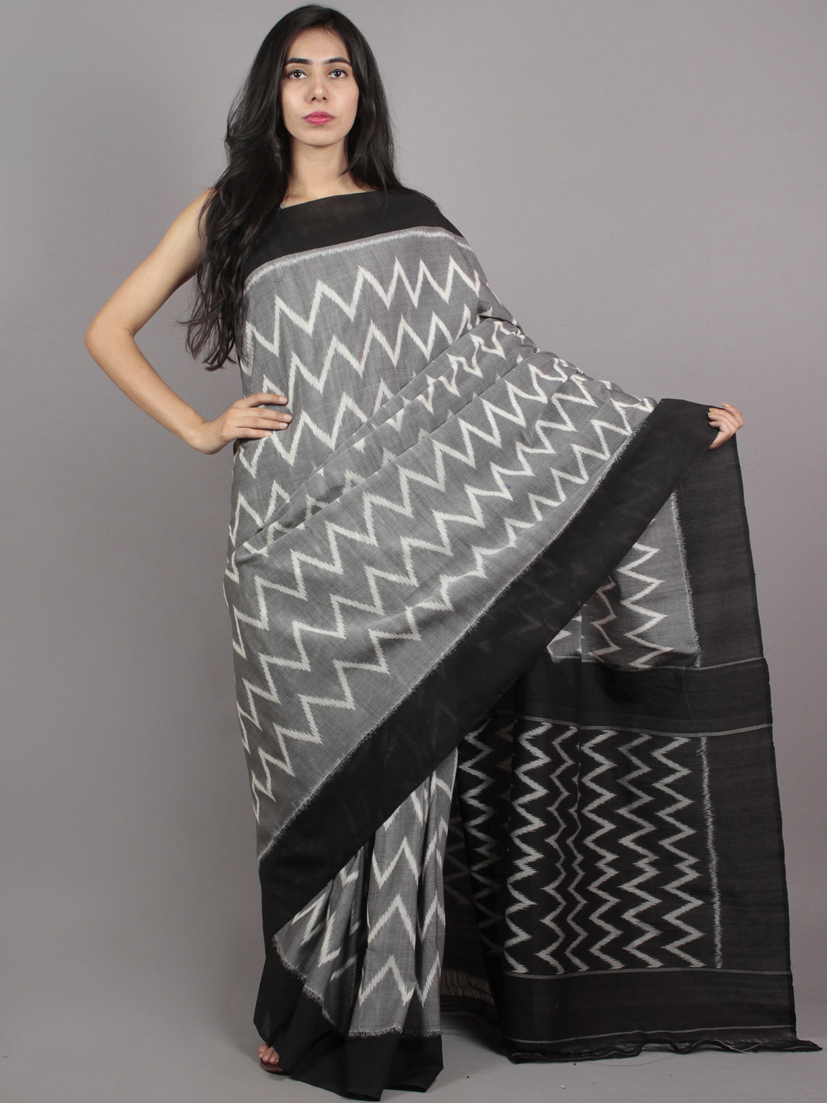 Grey Ivory Black Ikat Handwoven Pochampally Mercerized Cotton Saree - S031701616
