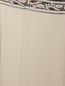 Beige Red Black Hand Block Printed Chiffon Saree - S031701685