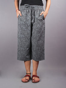 Grey Hand Block Printed Elasticated Waist Capri - C0267016