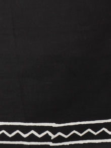 Black White Hand Block Printed Cotton Mul Saree - S031701783