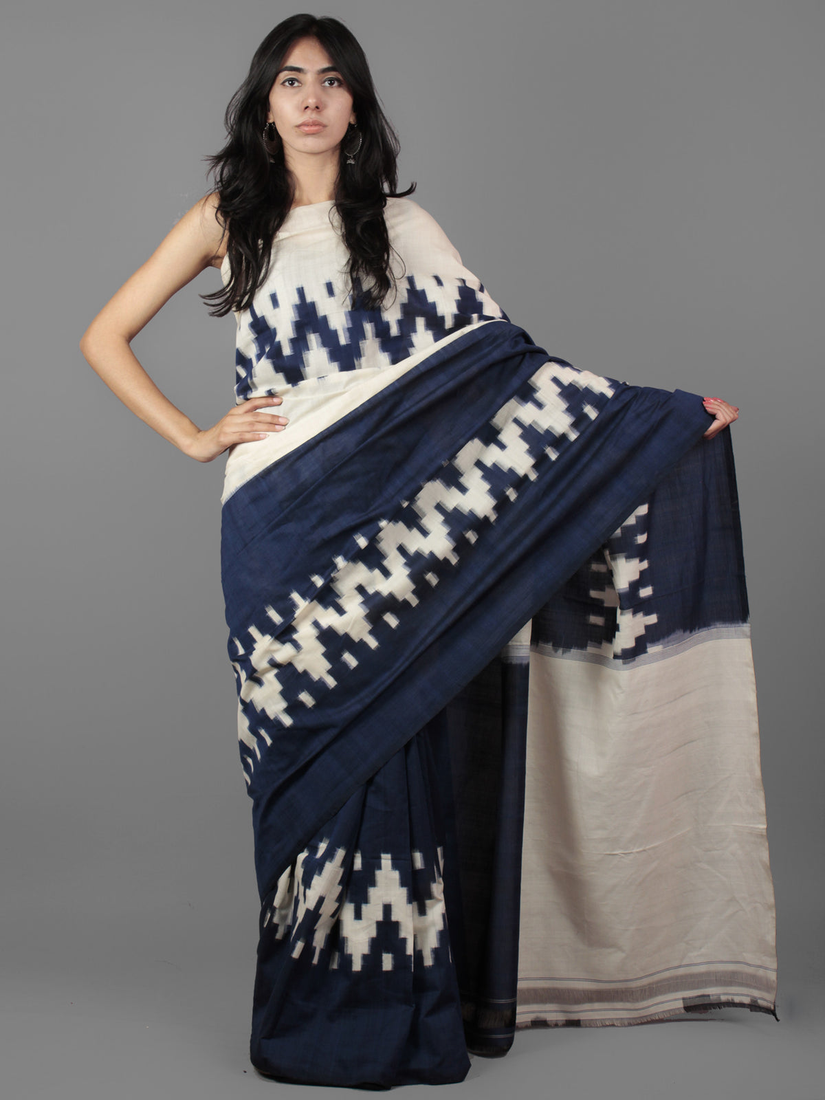 Indigo Ivory Double Ikat Handwoven Pochampally Mercerized Cotton Saree - S031701908