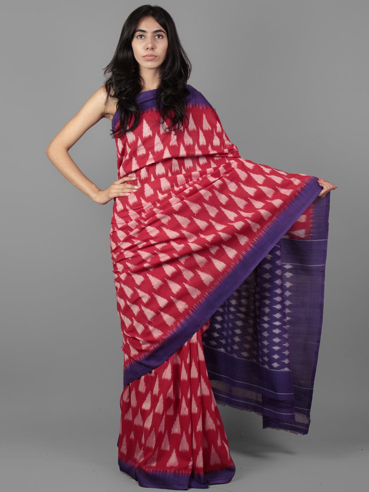 Red Purple Grey Ikat Handwoven Pochampally Mercerized Cotton Saree - S031701926