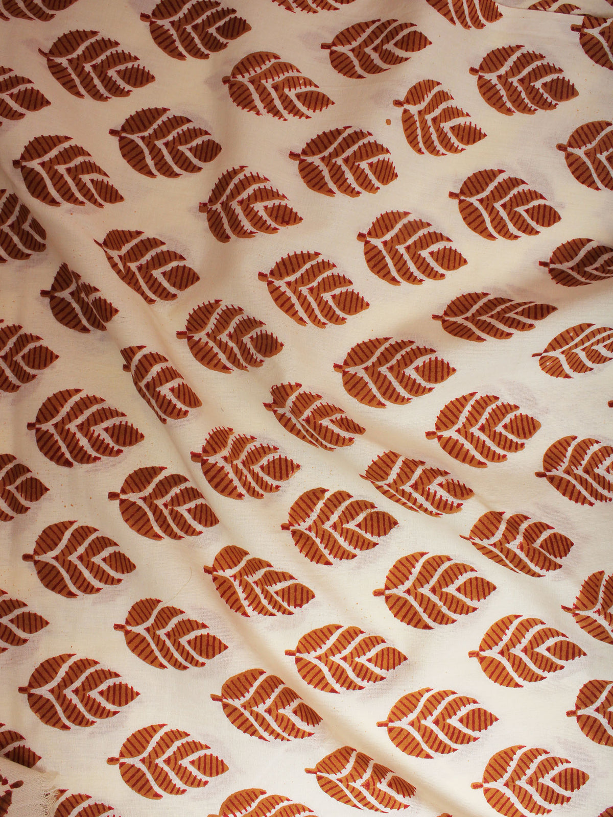 White Brown Hand Block Printed Cotton Cambric Fabric Per Meter - F0916409