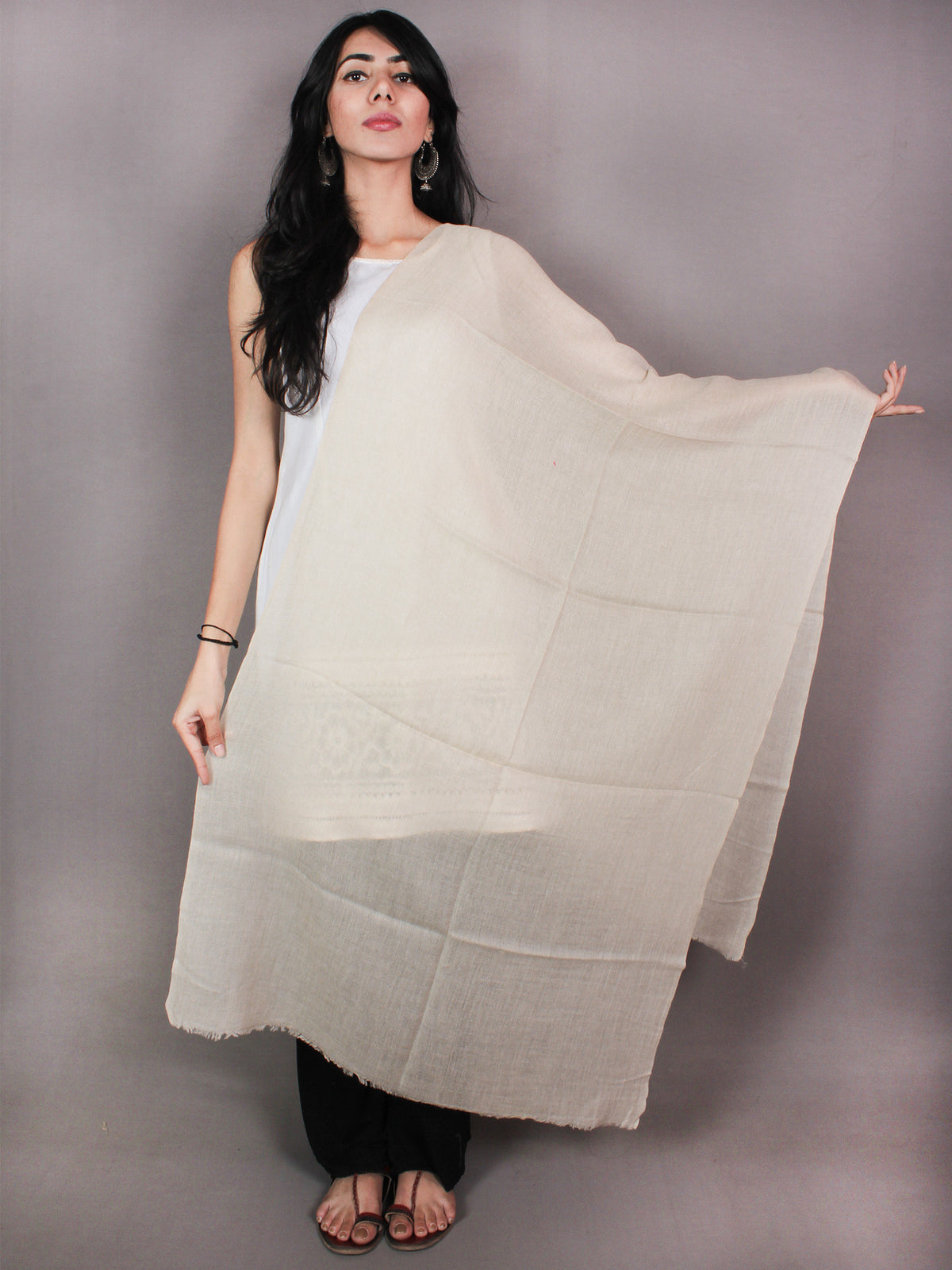 Ivory Pure Pashmina Handloom Stole from Kashmir - S6317094