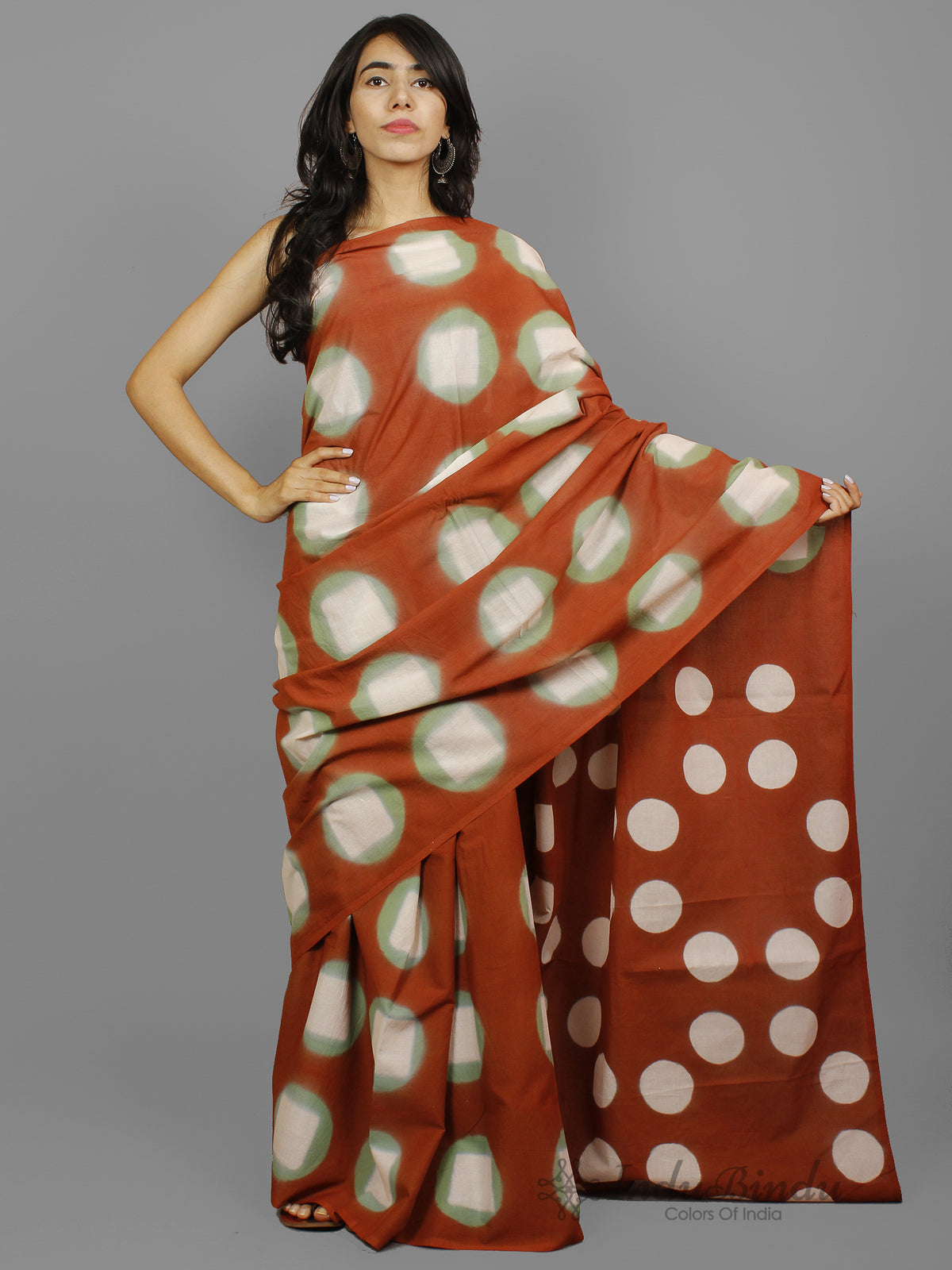 Rust Brown Green Ivory Shibori Dyed Cotton Saree - S031702239