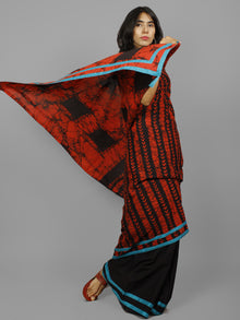 Black Red Hand Batik Printed Cotton Saree With Blue Border & Tassels - S031702253