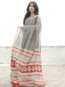 Beige Black Red Hand Block Printed in Cotton Mul Saree - S031702279