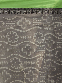 Black Kashish Ivory Hand Block Printed Cotton Saree With Green Border & Tassels - S031702287