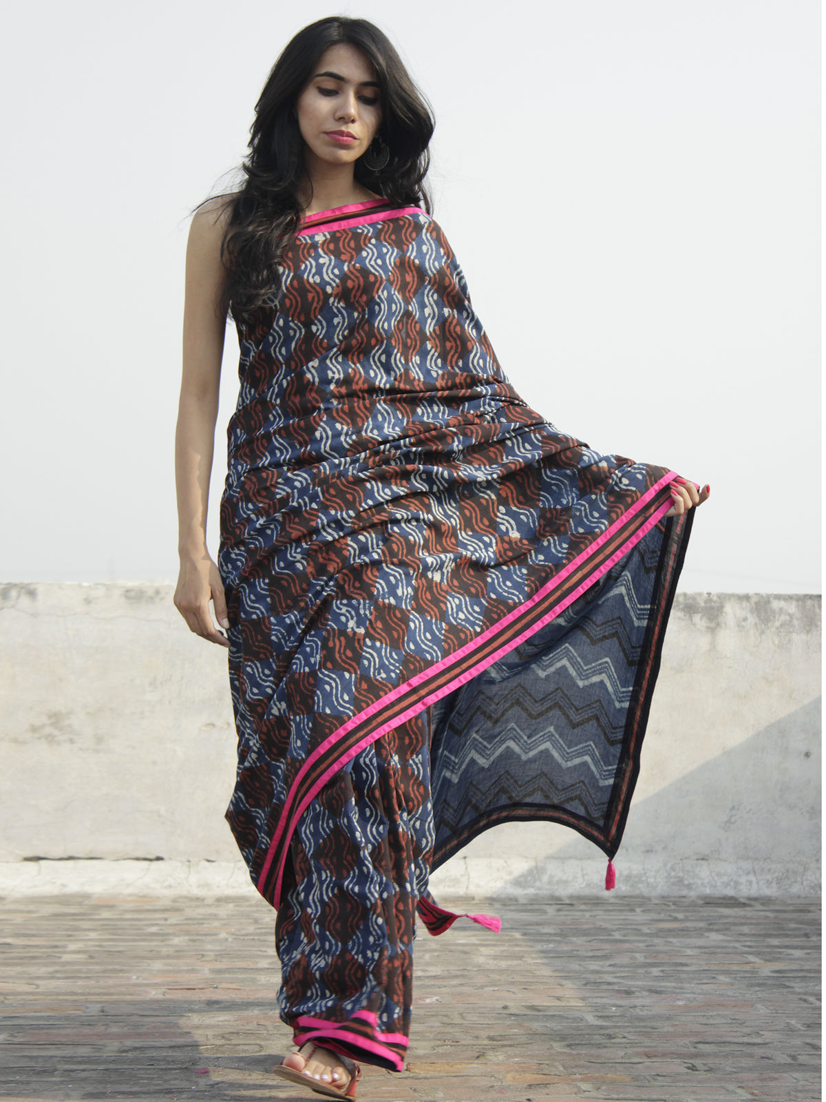 Indigo Ivory Brown Hand Block Printed Cotton Saree With Pink Border & Tassels - S031702297