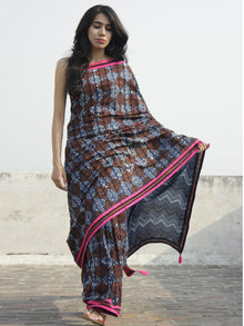 Indigo Ivory Brown Hand Block Printed Cotton Saree With Pink Border & Tassels - S031702297