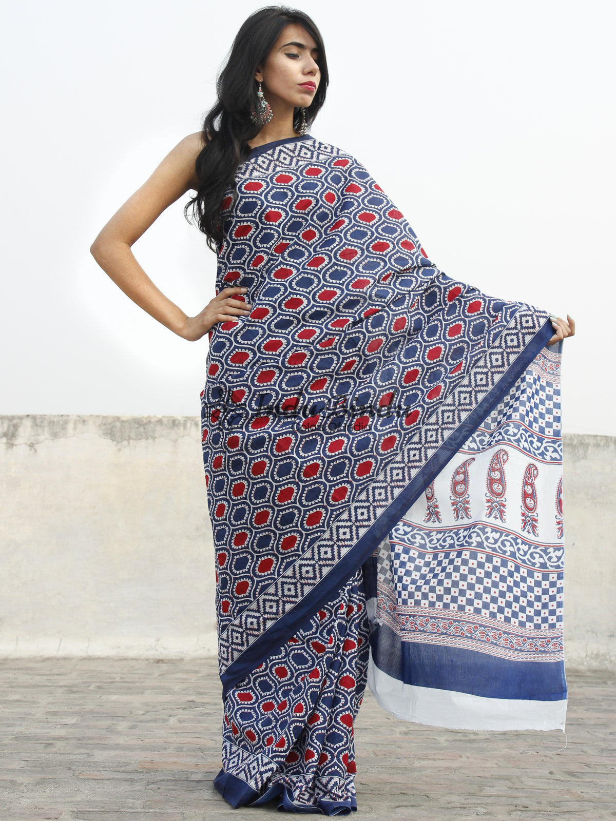 Indigo White Maroon Hand Block Printed Cotton Saree In Natural Colors - S031702354