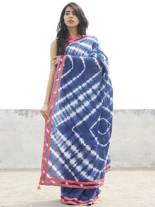 Indigo White Hand Shibori Dyed Saree With Peach Border & Tassels - S031702562