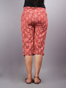 Red Hand Block Printed Elasticated Waist Capri - C0267025
