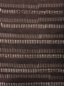 Brown Off White Hand Block Printed Cotton Cambric Fabric Per Meter - F0916446
