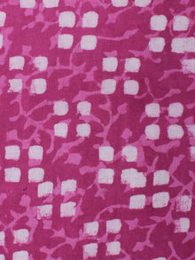 Deep Pink White Hand Block Printed Cotton Cambric Fabric Per Meter - F0916439