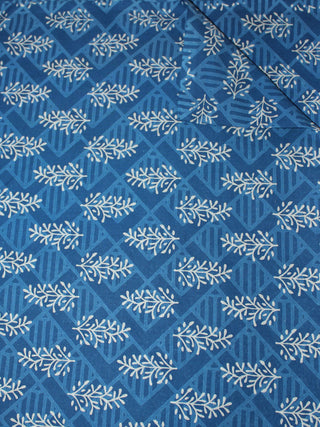 Blue White Hand Block Printed Cotton Cambric Fabric Per Meter - F0916468