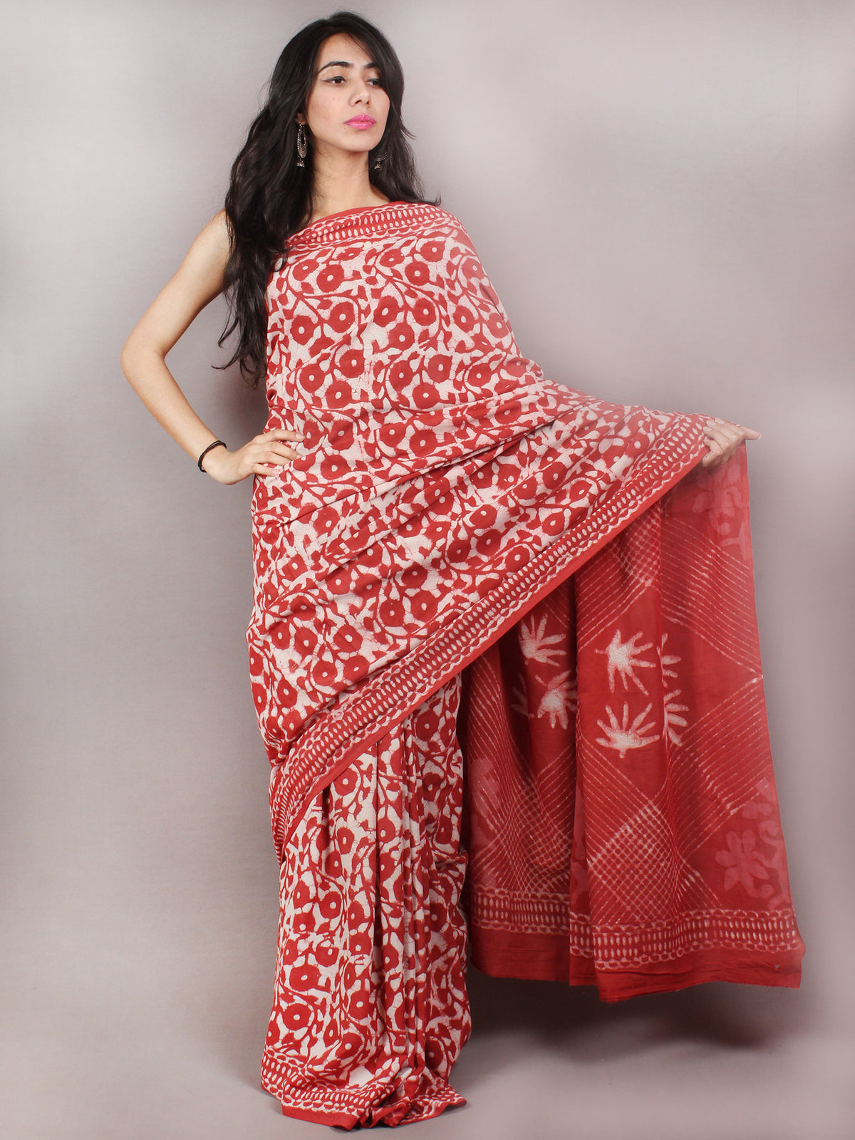 Red Beige Hand Block Printed in Natural Colors Cotton Mul Saree - S03170753