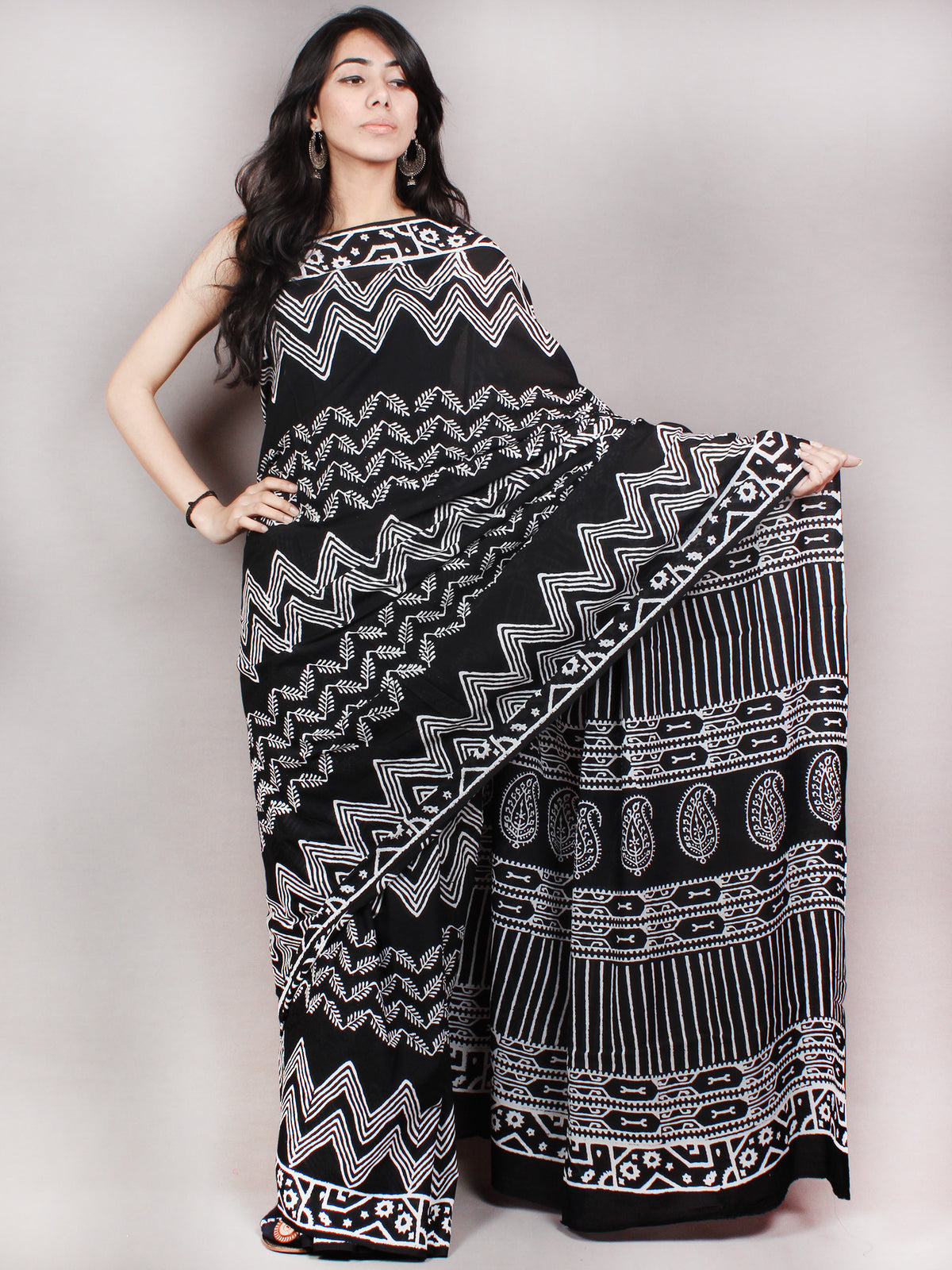 Black White Hand Block Printed Cotton Saree in Natural Colors - S03170822