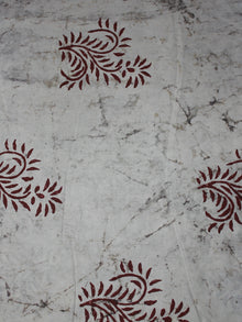 Off White Maroon Hand Block Printed Cotton Cambric Fabric Per Meter - F0916428