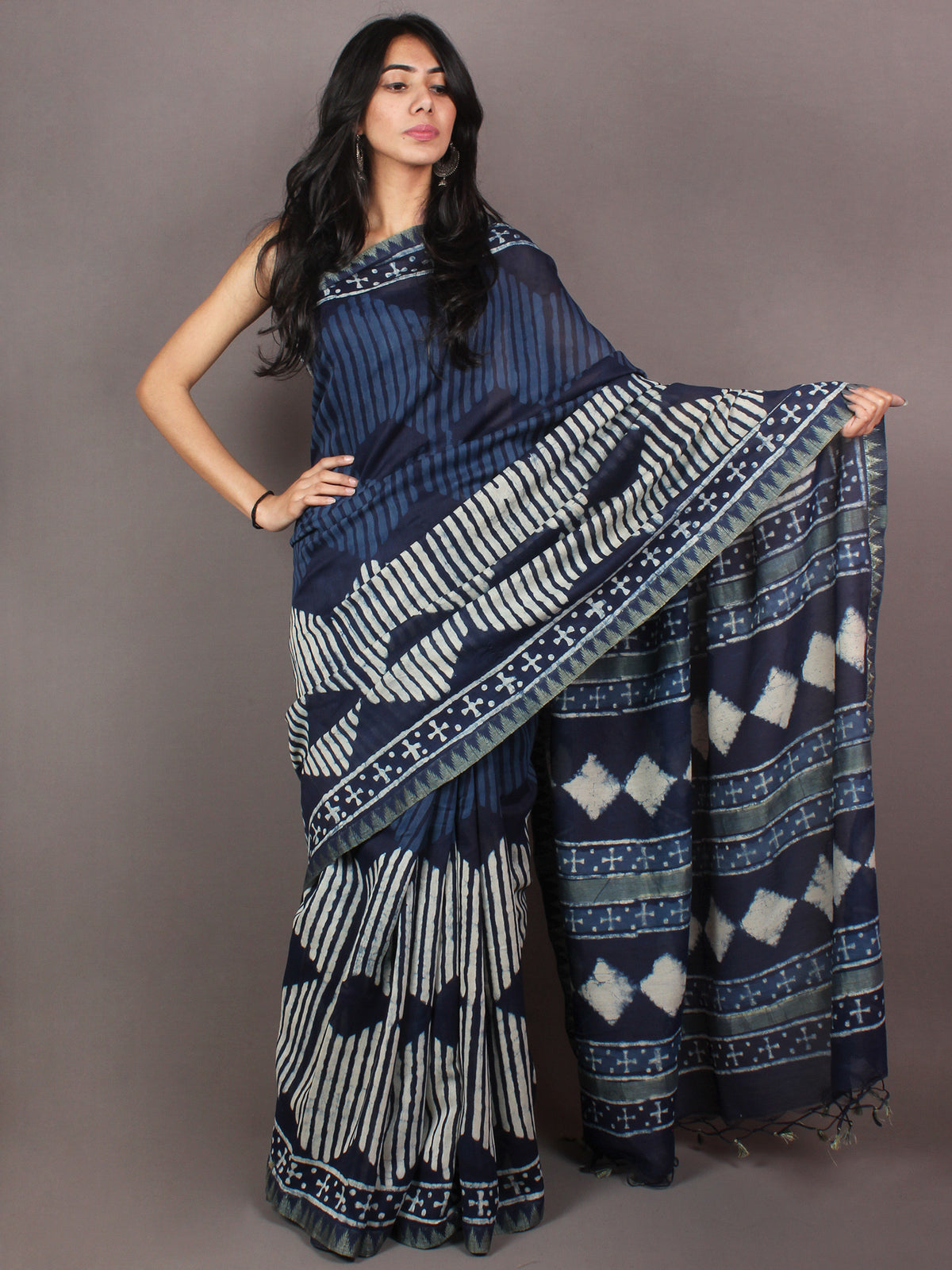 Indigo White Hand Block Printed in Natural Vegetable Colors Chanderi Saree With Geecha Border - S03170865