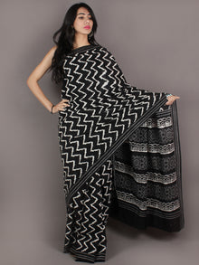 Black White Hand Block Printed in Natural Colors Cotton Mul Saree - S03170913