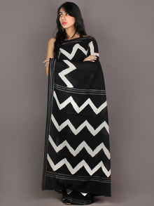 Black White Grey Hand Block Printed in Natural Colors Cotton Mul Saree - S03170916