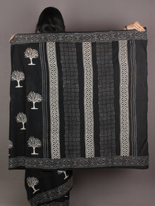 Black White Grey Hand Block Printed in Natural Colors Cotton Mul Saree - S03170918