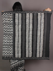Black White Grey Hand Block Printed in Natural Colors Cotton Mul Saree - S03170928
