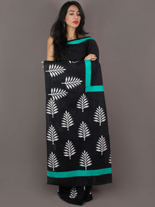 Black White Persian Blue Bagru Dabu Hand Block Printed in Cotton Mul Saree - S03170984