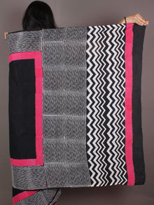 Black White Pink Hand Block Printed in Cotton Mul Saree - S03170986