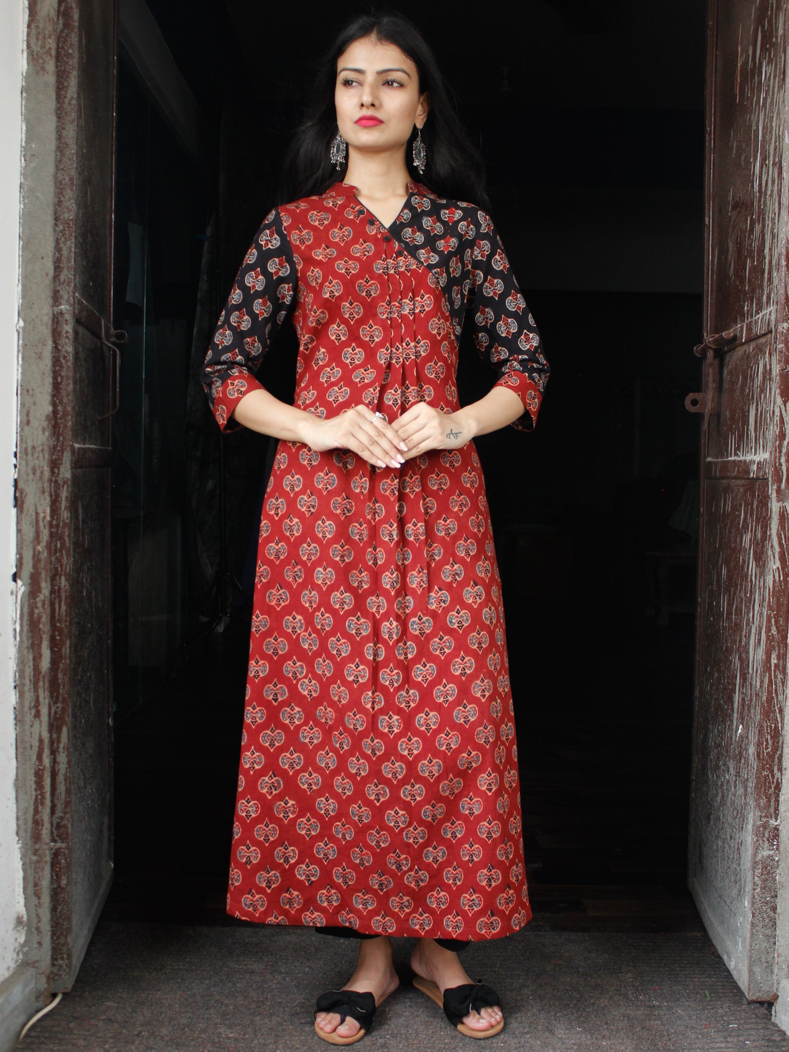 Red - Block Printed Pintuck Cotton Straight Ajrakh Kurta 07