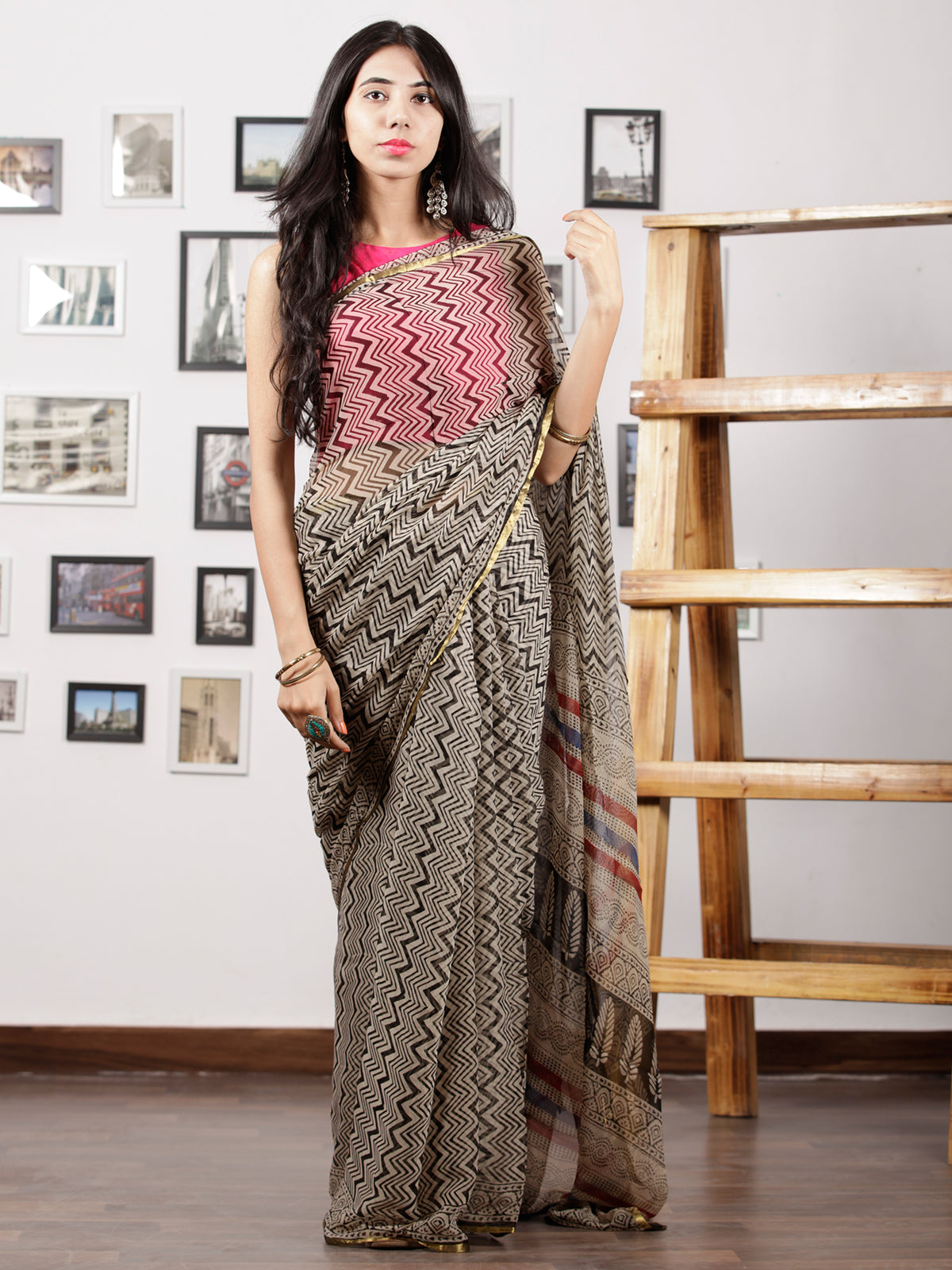 Ivory Black Hand Block Printed Chiffon Saree with Zari Border - S031702962