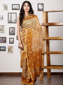 Peanut Brown Ivory Maheshwari Silk Hand Block Printed Saree With Zari Border - S031702971