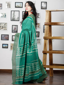 Green White Chanderi Silk Hand Block Printed Saree With Geecha Border - S031702937
