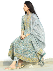 Nayab Manal - Set of Anarkali Kurta Pants & Dupatta - KS25F2554D