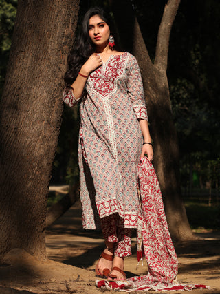 Jashn Noor - Set of Kurta Pants & Dupatta - KS78B2406D