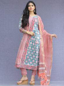 Jashn Inaya - Set of Kurta Pants & Dupatta - KS62A2267D