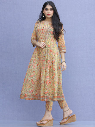 Jashn Anjum - Set of Kurta Pants & Dupatta - KS70A2272D