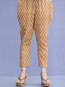 Jashn Mehreen - Set of Kurta Pants & Dupatta - KS60B2272D