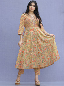 Jashn Zafraan - Set of Kurta Pants & Dupatta - KS33A2272D