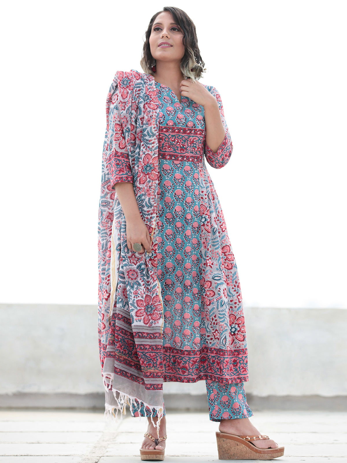 Jashn Gulshan - Set of Anarkali Kurta Pants & Dupatta - KS05A2494D