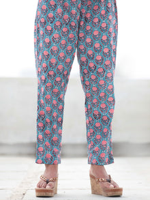 Jashn Gulrez - Set of Kurta Pants & Dupatta - KS06A2494D