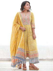 Jashn Amrin - Set of Anarkali Kurta Palazzo & Dupatta - KS25G2496D