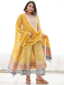 Jashn Amrin - Set of Anarkali Kurta Palazzo & Dupatta - KS25G2496D