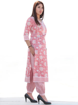 Nayab Farnaz - Set of Kurta Salwar Pants & Dupatta - KS50D2549D