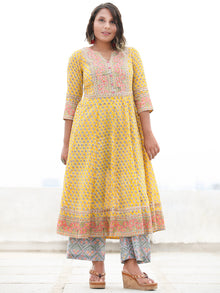 Jashn Amrin - Set of Anarkali Kurta Palazzo & Dupatta - KS25G2496D